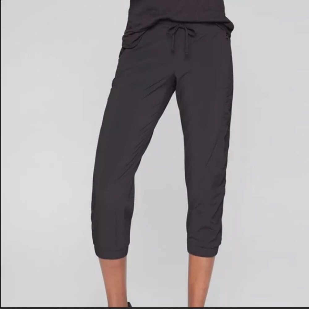 Athleta La Viva black joggers